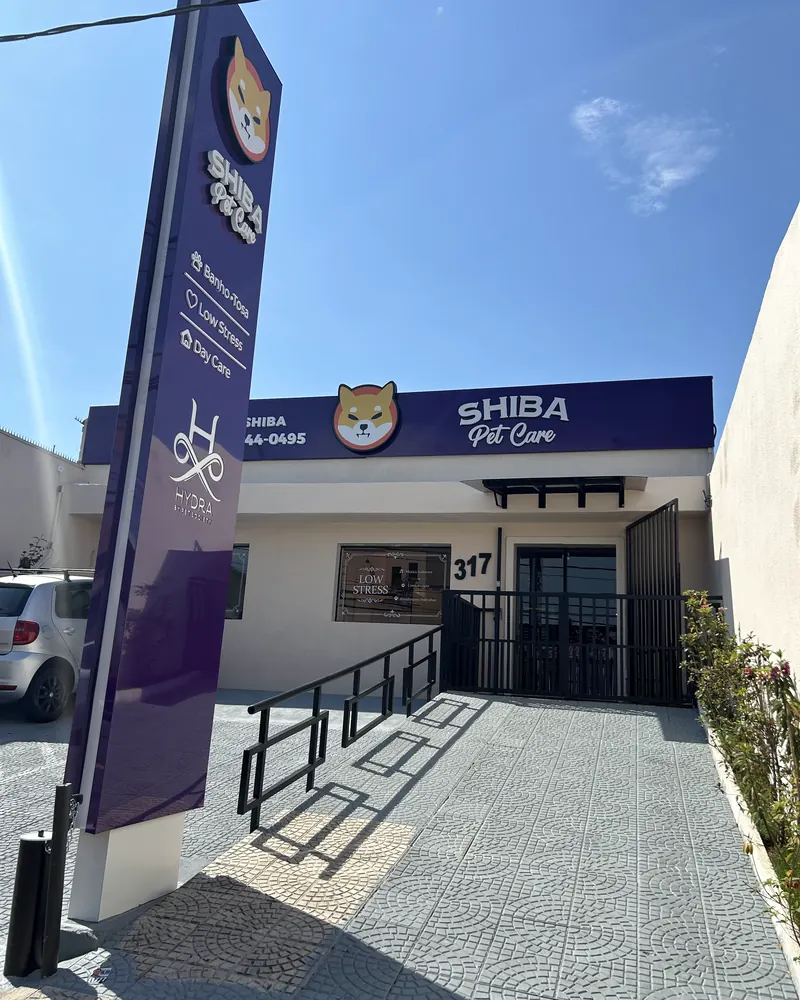Fachada do Shiba Pet Care na R. Peri, 317